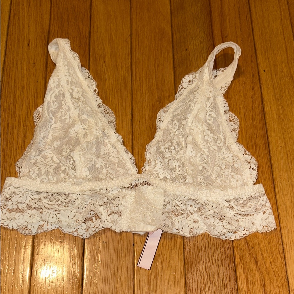 Victoria's Secret Cream Lace Bralette